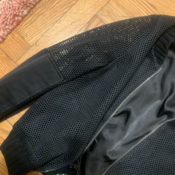 Black jacket - Picture 3 of 3